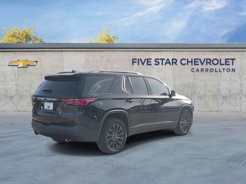 Used 2023 Chevrolet Traverse RS FWD image 8