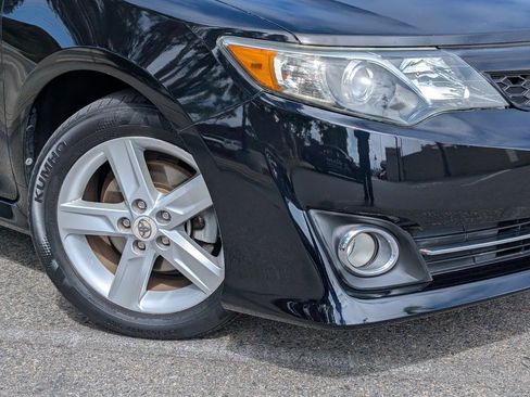 Used 2013 Toyota Camry SE FWD image 8