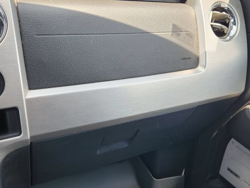 Used 2014 Ford F150 Platinum AWD/4WD image 23
