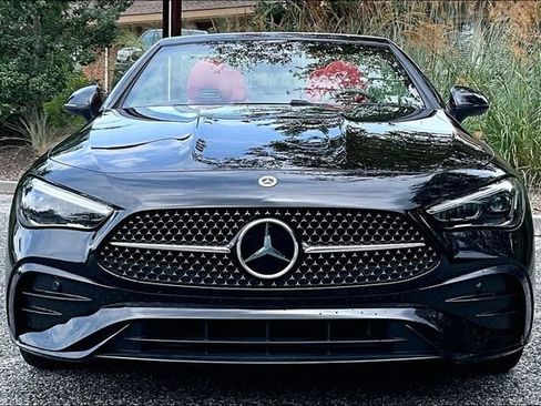 Used 2024 Mercedes-Benz CLE 300 4MATIC Cabriolet image 14