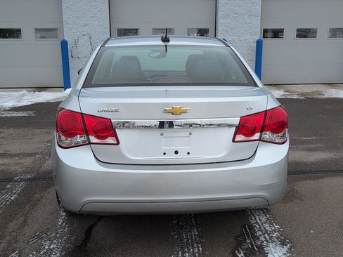 Used 2016 Chevrolet Cruze LT image 5