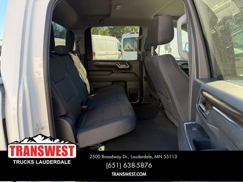 Used 2024 Chevrolet Silverado 3500 LT image 19