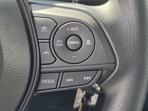 Used 2026 Toyota Corolla LE FWD image 21