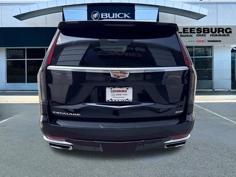 Used 2023 Cadillac Escalade ESV Premium Luxury AWD/4WD image 6