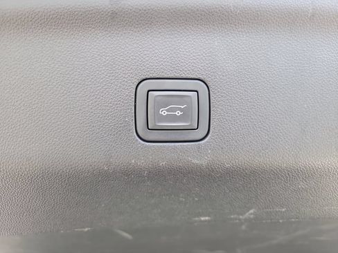Used 2024 Cadillac Escalade Sport w/ LPO, ONYX Package AWD/4WD image 30