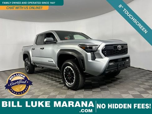 Used 2025 Toyota Tacoma TRD Off-Road image 1