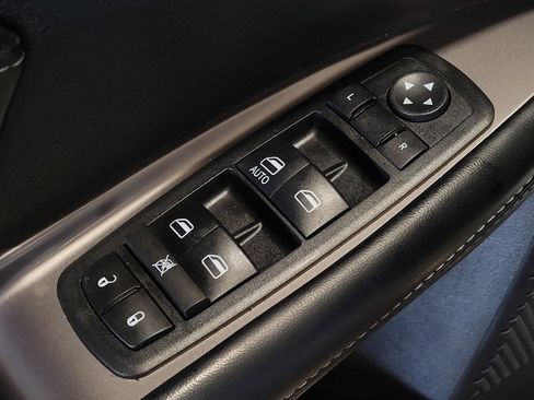 Used 2014 Dodge Journey Crossroad w/ Flexible Seating Group FWD image 27