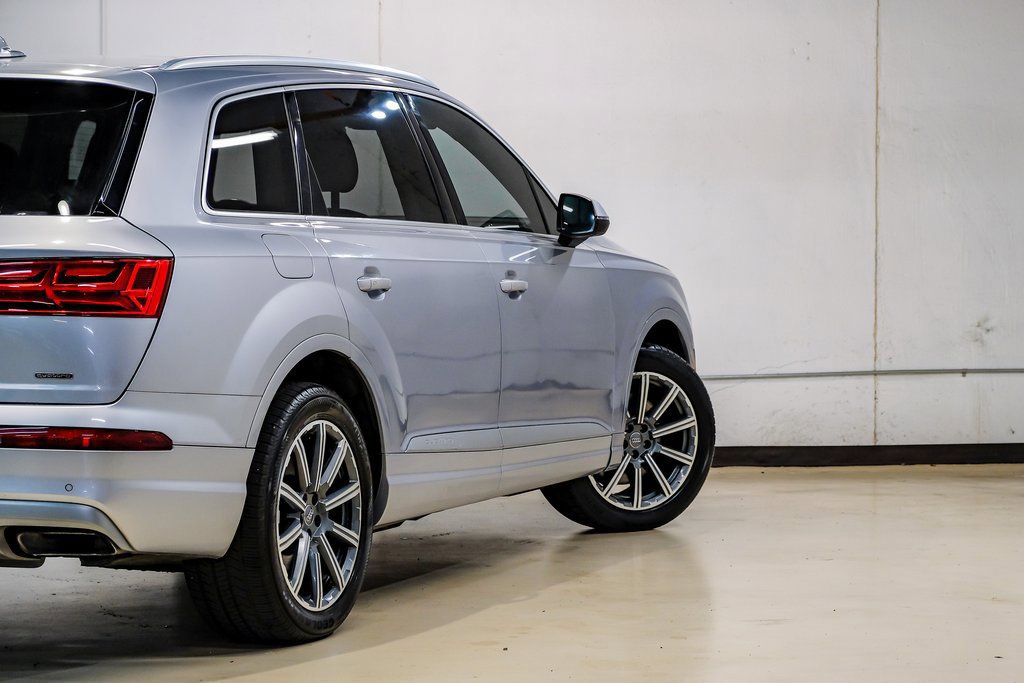 Used 2018 Audi Q7 2.0T Premium Plus AWD/4WD image 11