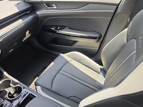 New 2026 Kia K5 GT-Line FWD image 14