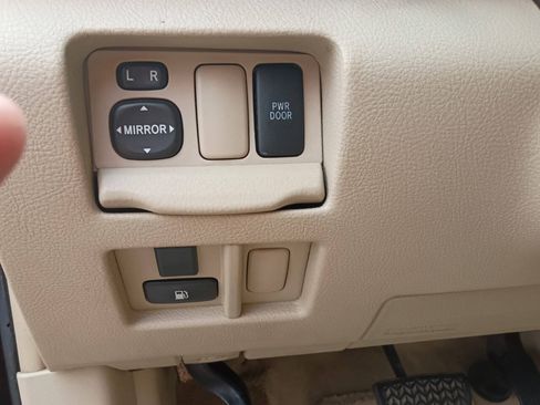 Used 2005 Lexus RX 330 FWD image 14