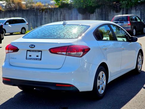 Used 2018 Kia Forte LX FWD image 13