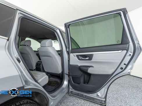 Used 2019 Honda CR-V LX image 33