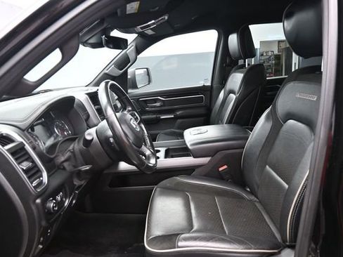 Used 2022 RAM 1500 Laramie AWD/4WD image 14