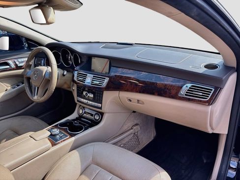 Used 2014 Mercedes-Benz CLS 550 4MATIC image 30