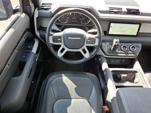 Used 2023 Land Rover Defender 110 X-Dynamic SE AWD/4WD image 4