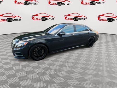 Used 2017 Mercedes-Benz S 550 4MATIC Sedan image 4