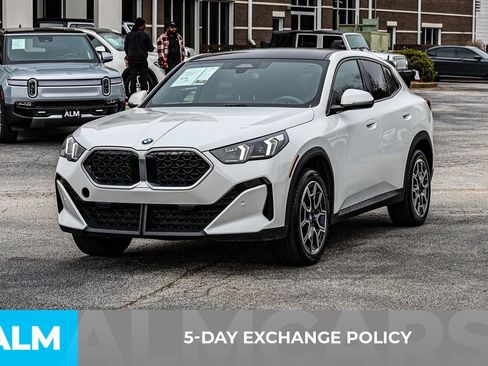 Used 2025 BMW X2 xDrive28i image 3