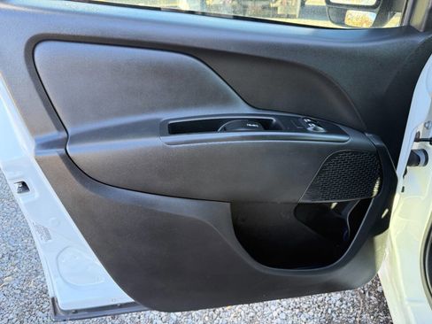 Used 2016 RAM ProMaster City Tradesman SLT w/ Rear Back-up Camera Group image 25