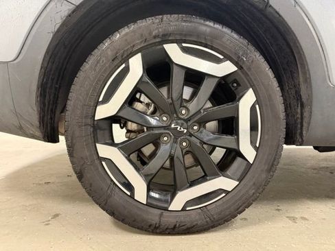 Used 2025 Kia Telluride S AWD/4WD image 25