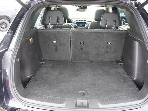 Used 2021 Chevrolet TrailBlazer RS w/ Sun and Liftgate Package image 21