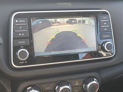 Certified 2025 Nissan Kicks Play S image 28