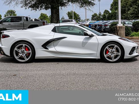 Used 2024 Chevrolet Corvette Stingray Convertible w/ Battery Protection Package RWD image 11