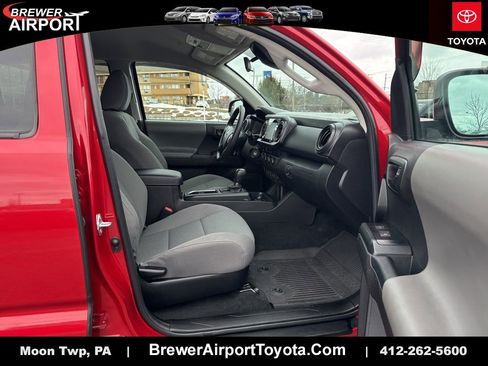 Certified 2022 Toyota Tacoma SR image 7
