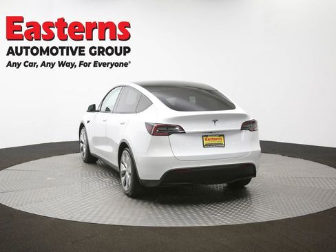 Used 2020 Tesla Model Y Long Range image 32
