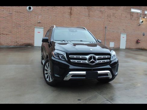 Used 2017 Mercedes-Benz GLS 450 4MATIC image 1