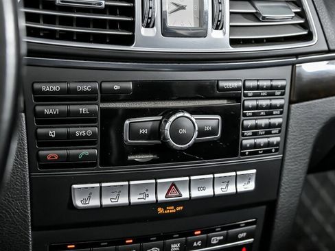Used 2014 Mercedes-Benz E 550 Cabriolet image 31