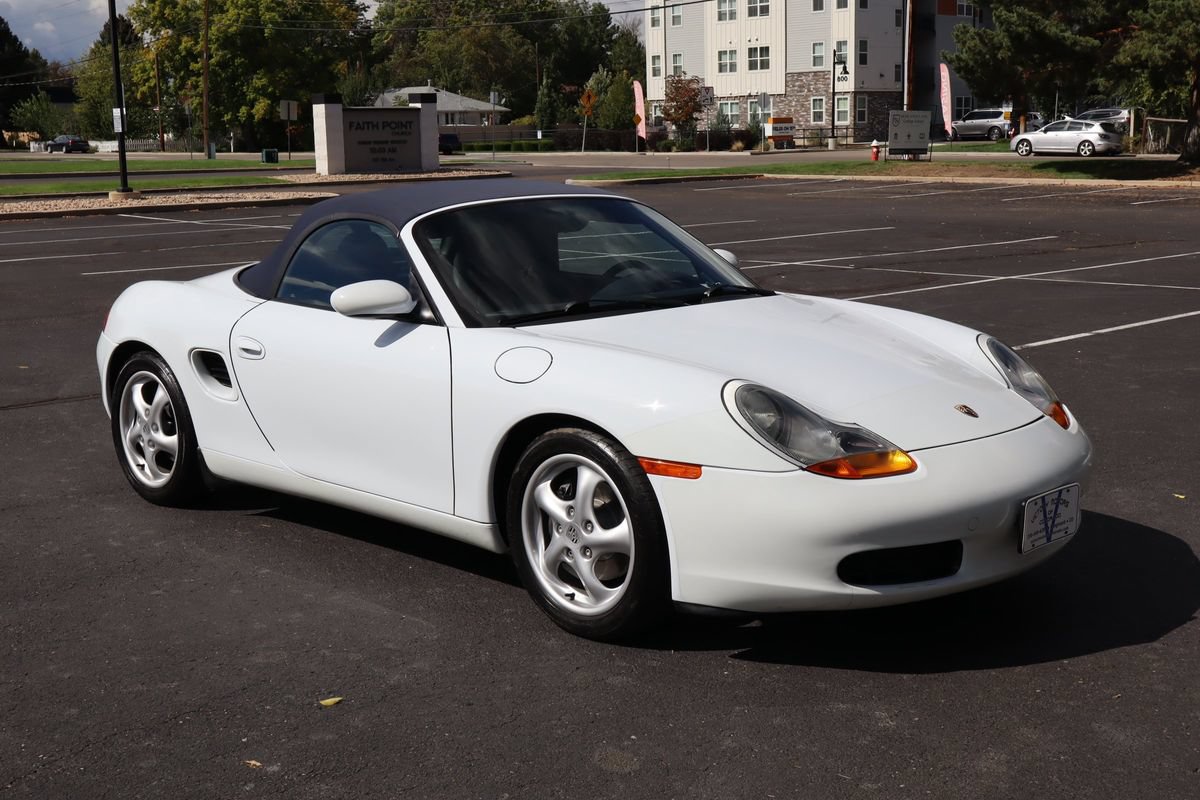 Used 1999 Porsche Boxster RWD image 15