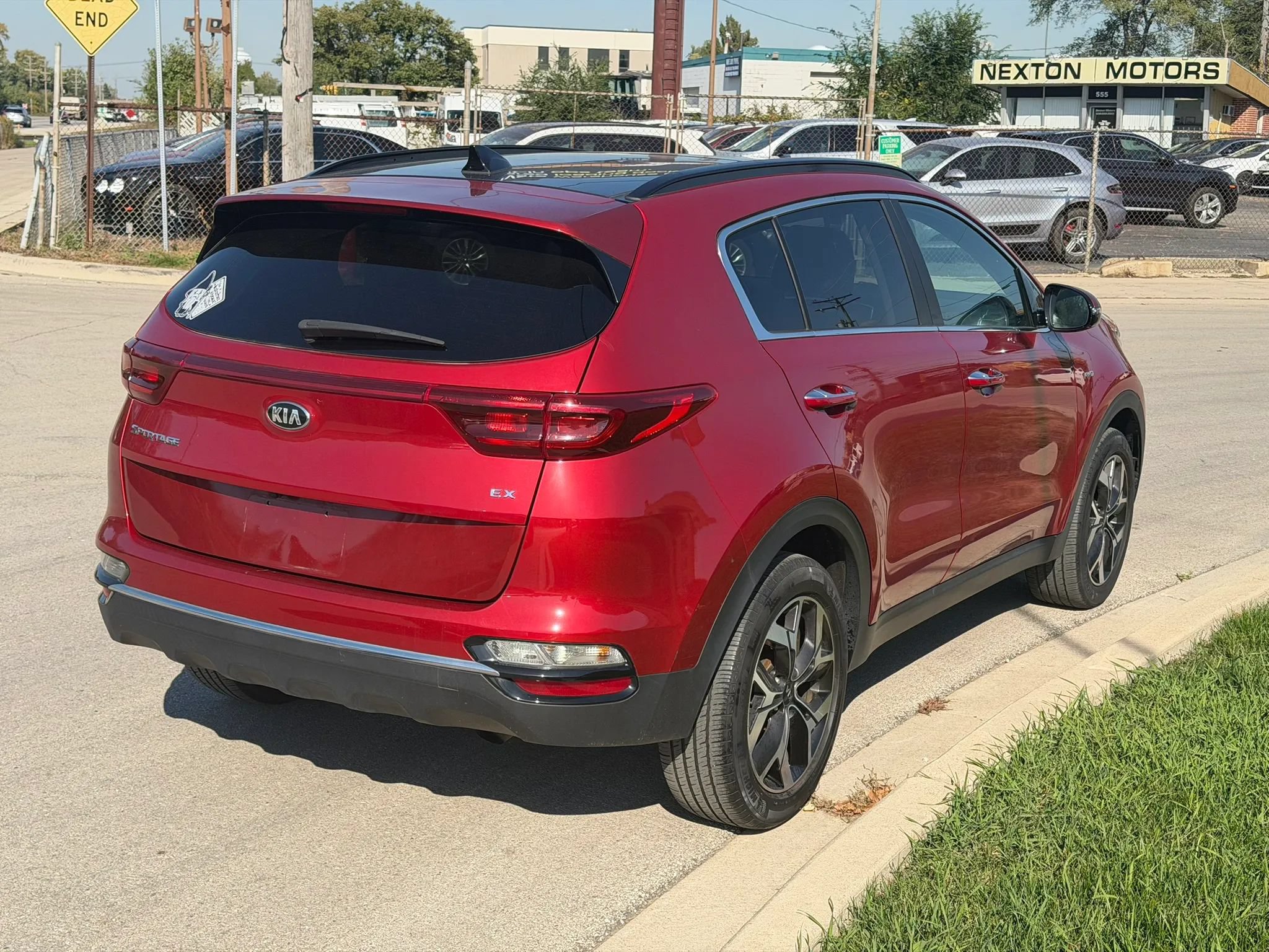 Used 2022 Kia Sportage EX AWD/4WD image 5