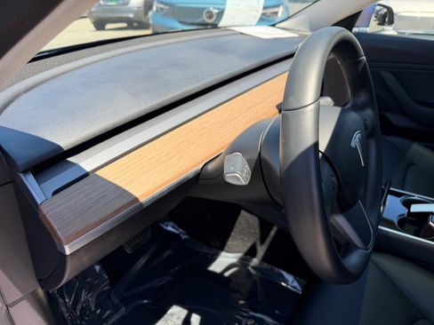 Used 2019 Tesla Model 3 Standard Range Plus RWD image 11