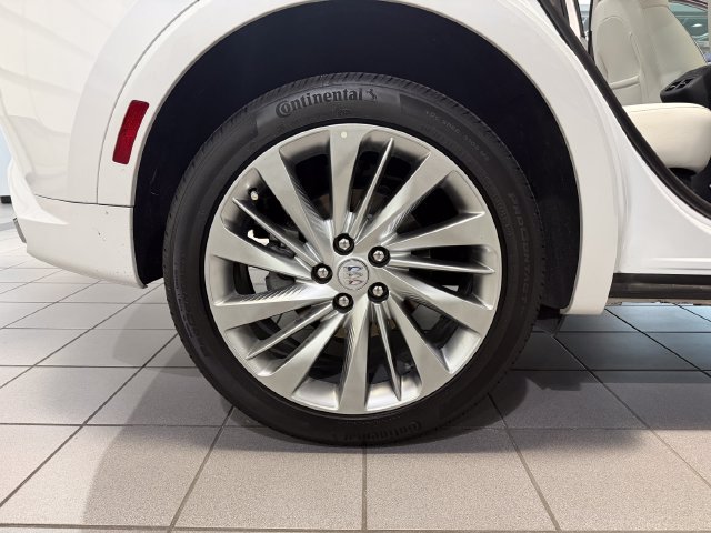 Used 2025 Buick Envision Avenir AWD/4WD image 9