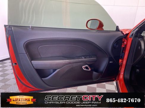 Used 2019 Dodge Challenger R/T Scat Pack w/ 1320 Drag Pack image 12