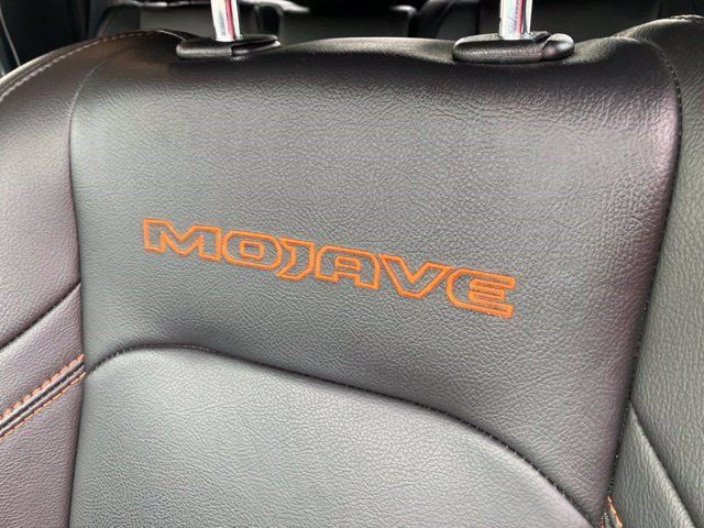 Used 2022 Jeep Gladiator Mojave w/ LED Lighting Group AWD/4WD image 17