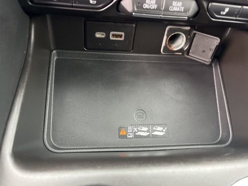 Used 2021 Chevrolet Tahoe LT image 21