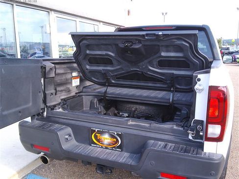 Used 2023 Honda Ridgeline Black Edition image 25