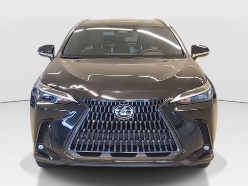 Used 2023 Lexus NX 250 FWD w/ Premium Package image 4