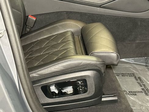 Used 2024 BMW X6 xDrive40i image 14