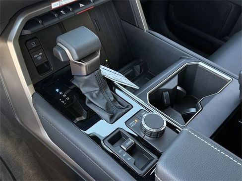 New 2026 Toyota Tundra Limited image 19