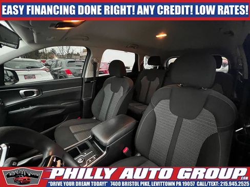 Used 2022 Kia Sorento LX image 10