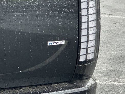 New 2026 Hyundai Ioniq 9 SEL image 25