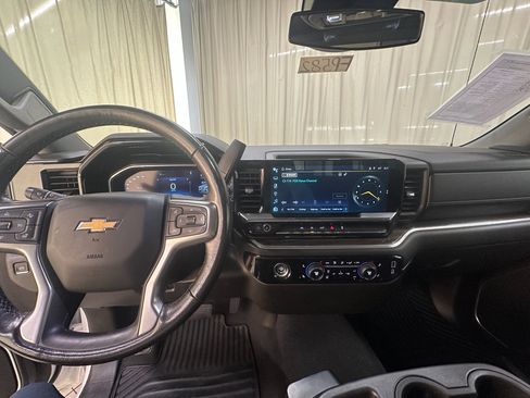 Certified 2022 Chevrolet Silverado 1500 LT image 25