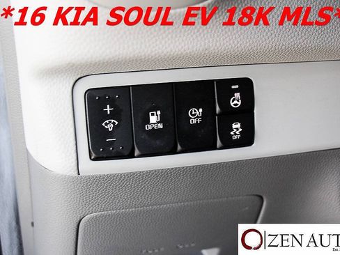 Used 2016 Kia Soul EV FWD image 20