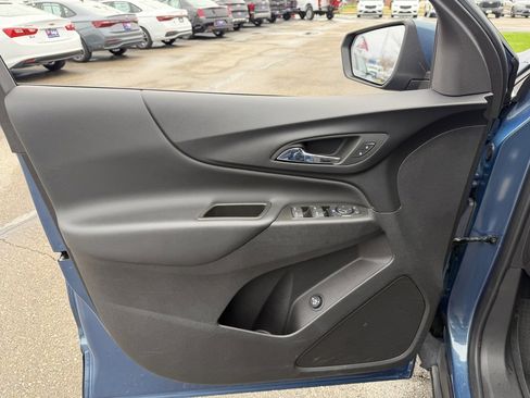 Used 2024 Chevrolet Equinox LT w/ LPO, Floor Liner Package image 30