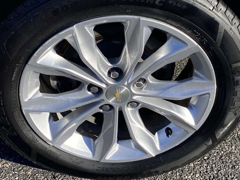 Used 2021 Chevrolet Malibu LT image 23