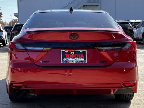 Used 2025 Toyota Camry XSE image 5