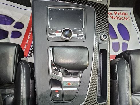 Used 2018 Audi SQ5 Premium Plus w/ S Sport Package image 34