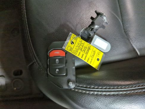 Used 2023 Jeep Wrangler Altitude image 23